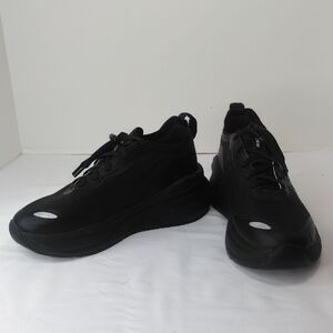 Clove Shoes All Black Alto Supercush Healthcare Workers Nursing Sneakers W7.5